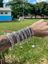 Kit Revenda | 7 Pulseiras / 1 de 20MM: EloDuplo / 1 de 15MM: Elotriplo / 1 de 10MM: EloDuplo / 1 de 10MM: 1x1 / 3 de 8MM: 3x1 / Elo / Cartie (Kit 60)