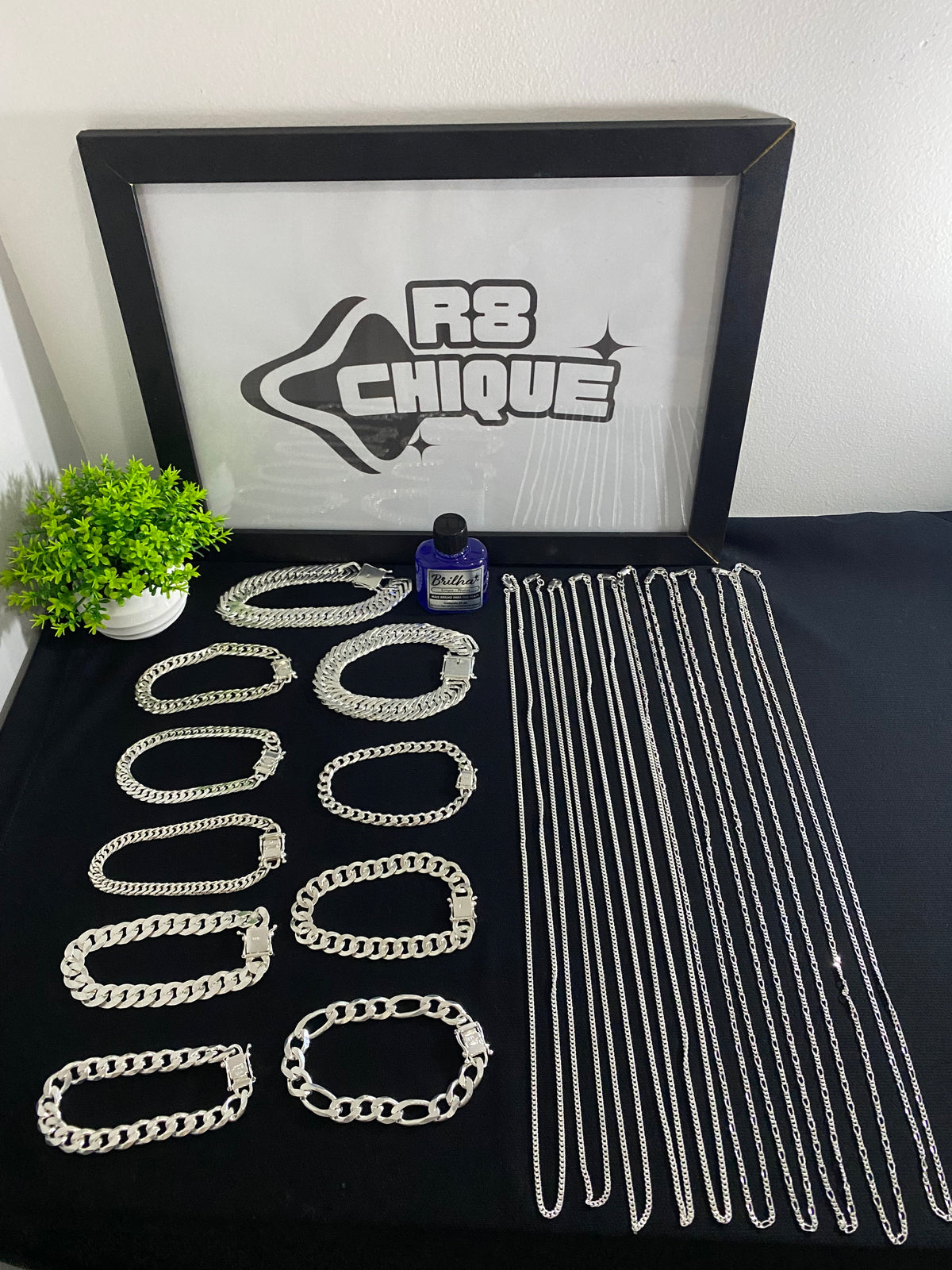 Kit Revenda | 10 Correntes 2MM - 1x1 e 3x1 + 10 Pulseiras: 2 de 15MM EloTriplo / 4 de 8MM - 1x1 e Elo / 2 de 12MM 1x1 (Italiana) / 2 de 10MM - 3x1 e 1x1 / 1 Limpa Pratas (BRINDE) (Kit 82)