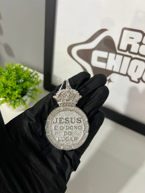 Pingente Prata Mista - Jesus é o Dono do Lugar (8)